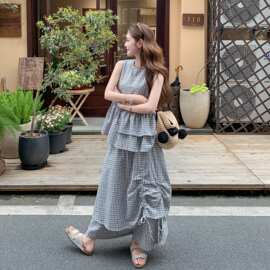 初夏复古文艺风格纹套装女2026新款设计感无袖上衣廓形裙裤两件套