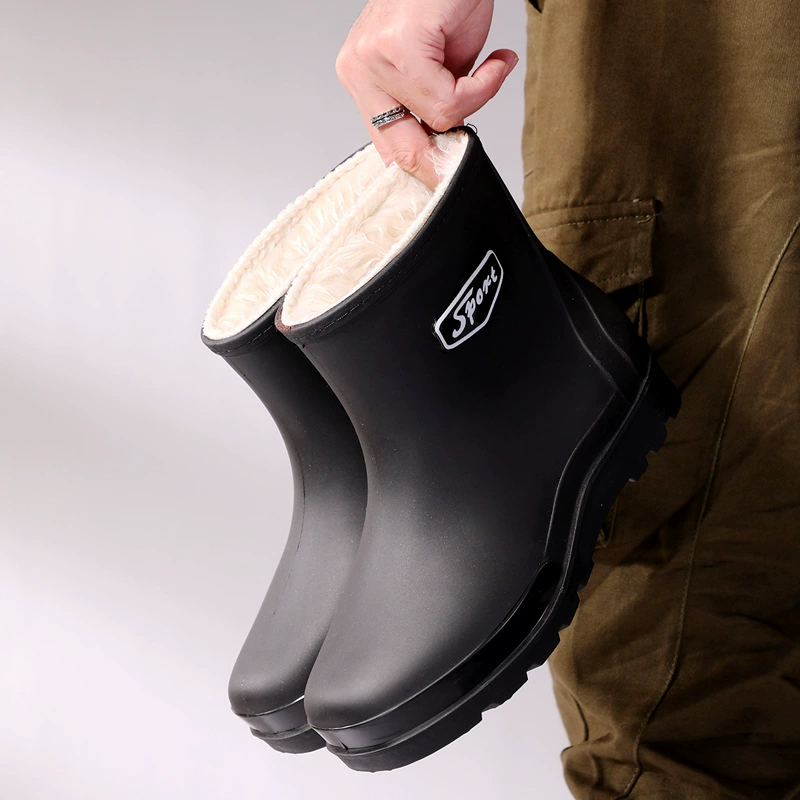 Дождевые сапоги мужской тренд низкий мужские сапоги для дождя путешествия автомойка мужская резиновая обувь легкая ночная светоотражающие полоски мужской водяной обуви оптом