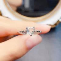 Новое кольцо с натуральным зеленым кристаллом S925, серебро, инкрустированный основной камень 6*6 мм, универсальный популярный популярный стиль, женские ювелирные изделия оптом