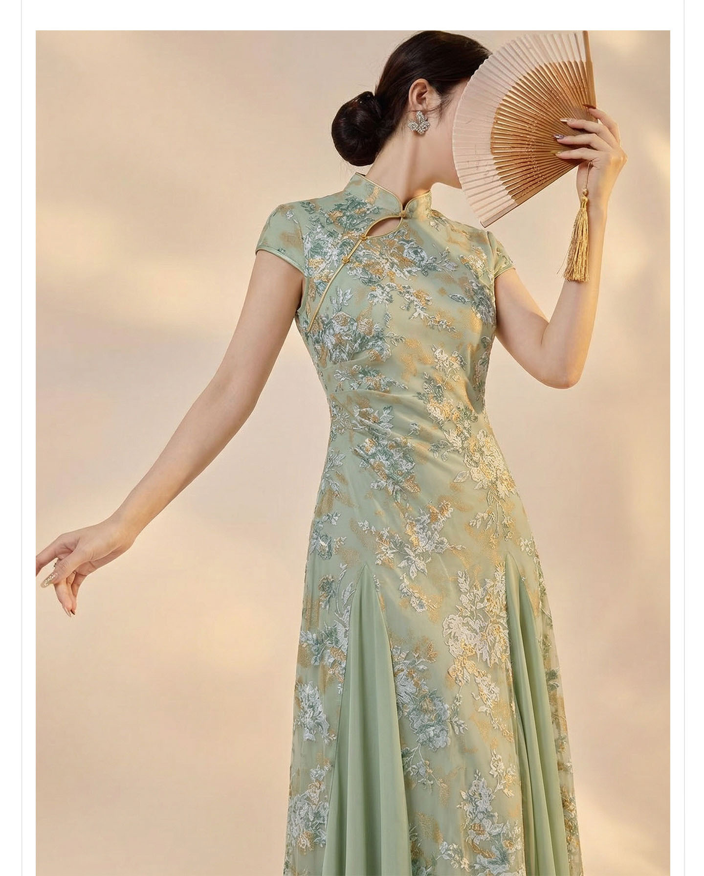 Váy sườn xám cổ đứng họa tiết jacquard chạm rỗng phong cách Tân Trung Hoa mùa hè — Xanh lá cây nhạtcolor chi tiết 5