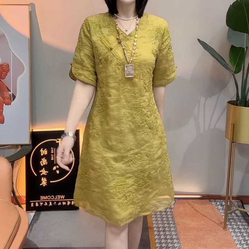 New Chinese Style 2025 Spring and Summer New Versatile Fashion Heavy Embroidery Pavilion-Style National Style Buttoned Dress for Women