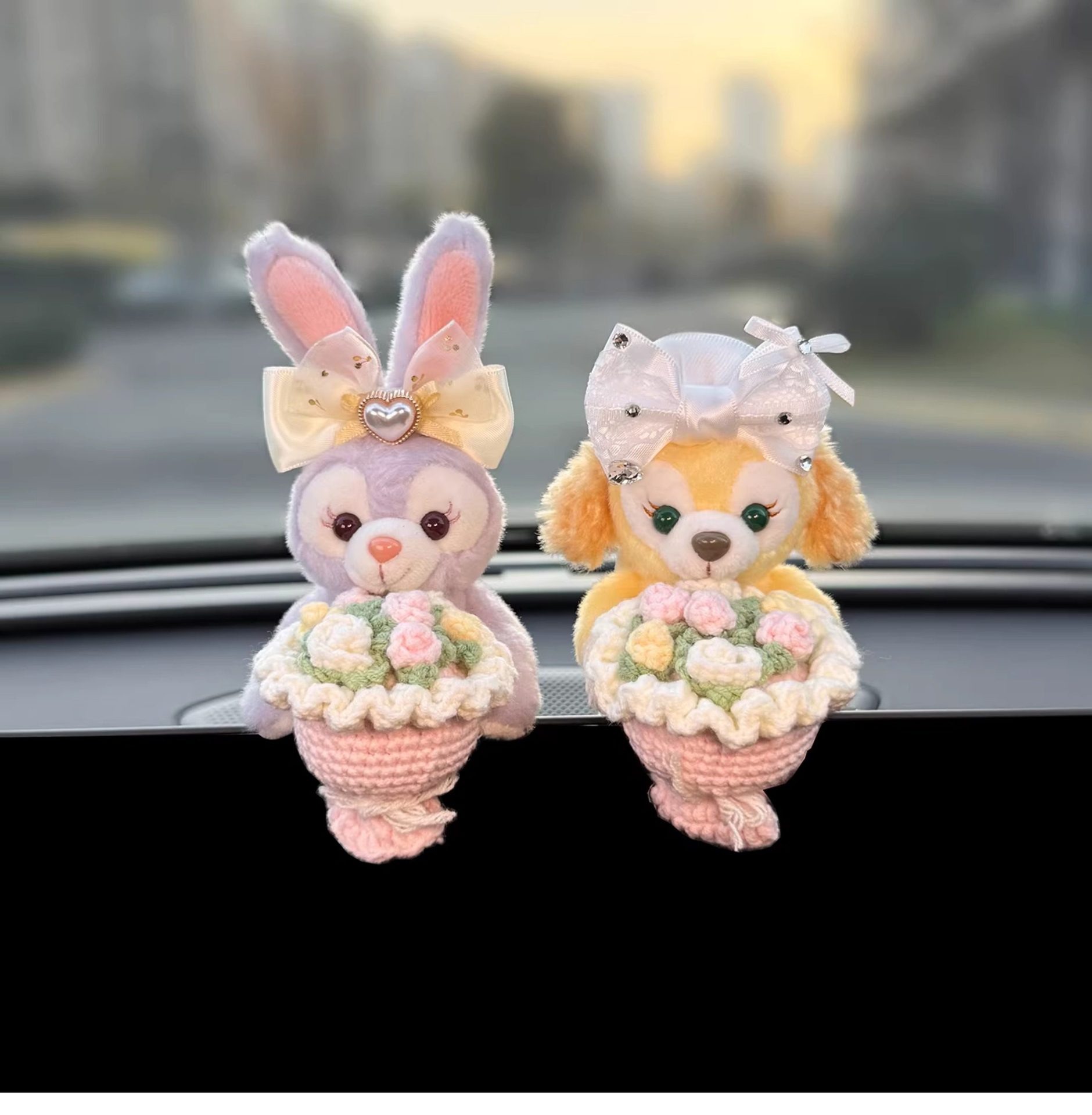 Lina Belle Figurine Car Dashboard Screen Lying Doll Display Screen Decoration Car Interior Decoration Cute Female Doll
