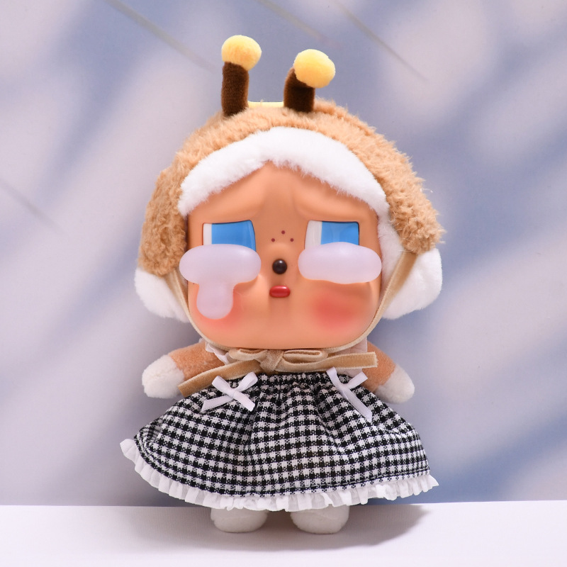 ただの子供服】泣く子供の涙の工場はゴムの顔の人形をごまかします。