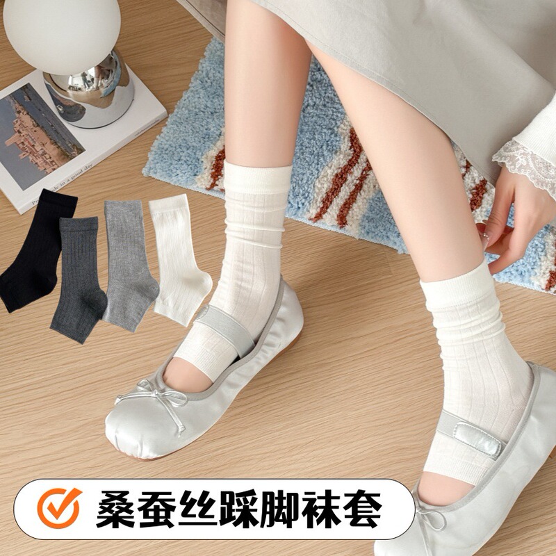 Spring and Summer Thin Ballet-Style Footless Sock Covers, Short Miu-Style Half-Pile Socks, Solid Color Silk Leg Warmers Spring and Summer Thin Ballet-Style Footless Sock Covers, Short Miu-Style Half-Pile Socks, Solid Color Silk Leg Warmers