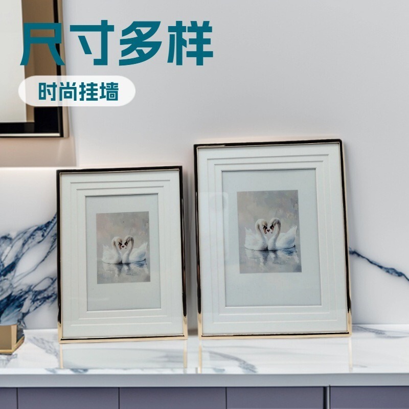 Light Gold Metal Frame Inlaid with Three-Layer Cardboard Photo Frame, Soft Decoration Simple Photo Frame Table