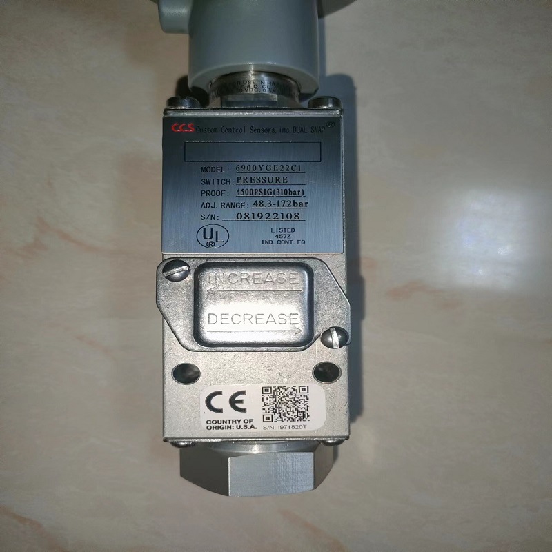6900GZEM14      611GEM1-7054 美国CCS压力开关 差压开关