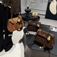 复古麂皮手提凯莉包女2025新款高级感轻奢小众腋下包双肩带斜挎包