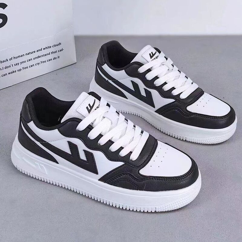 New Sneakers, Ultra-Light Soft-Soled Sports Shoes for Male and Female Students, Couple Models, Casual and Versatile, Trendy White Shoes New Sneakers, Ultra-Light Soft-Soled Sports Shoes for Male and Female Students, Couple Models, Casual and Versatile, Trendy White Shoes