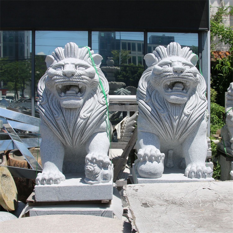 ����ʯ������ʯʨ�ӹ㳡����ʯ�ƶ���ʯ����С�Ͷ���ʯʨ�Ӱڼ�