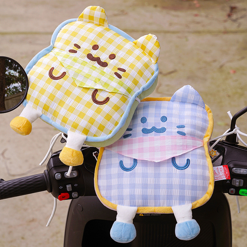 Electric Vehicle Children's Front-Mounted Anti-Collision Pad, Cartoon Cute Thickened Head Protection Pad, Universal Cat-Shaped Anti-Collision Pad