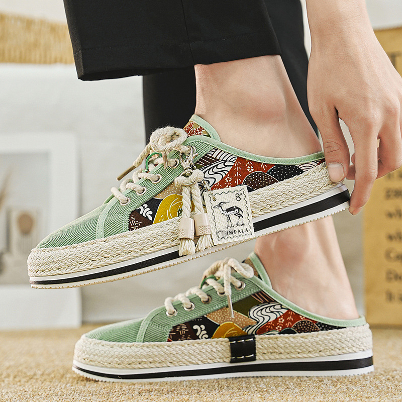 Zapatos de lona medio arrastre para hombre 2025 nuevas zapatillas de deporte casuales de verano delgadas, transpirables, zapatos de tela de trabajo perezosos