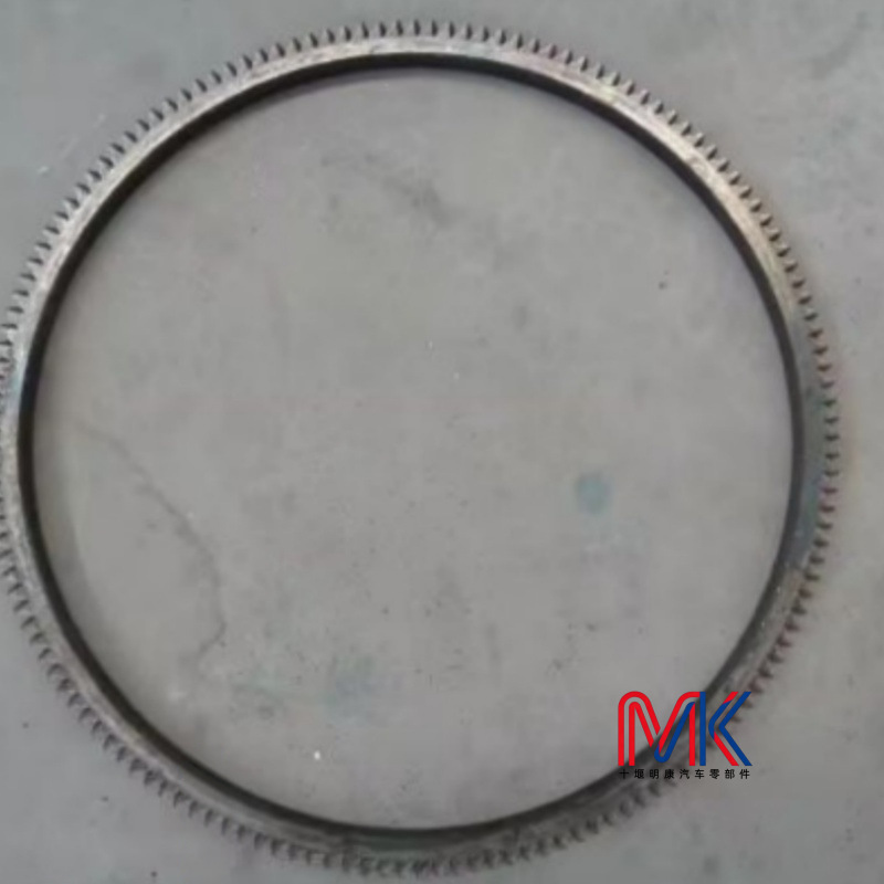4929827 Is Suitable for Dongfeng Cummins Engine Flywheel Gear Ring Parts 6Ct Flywheel Assembly Gear Ring