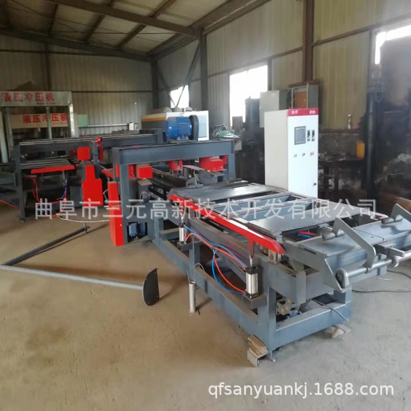 全自动菱镁发泡板切割锯 硫氧镁防火门芯板切割锯机械尺寸可调