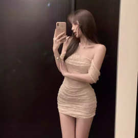 小香风辣妹纯欲风御姐系列二分收腰修身小个子性感抹胸连衣裙夏季