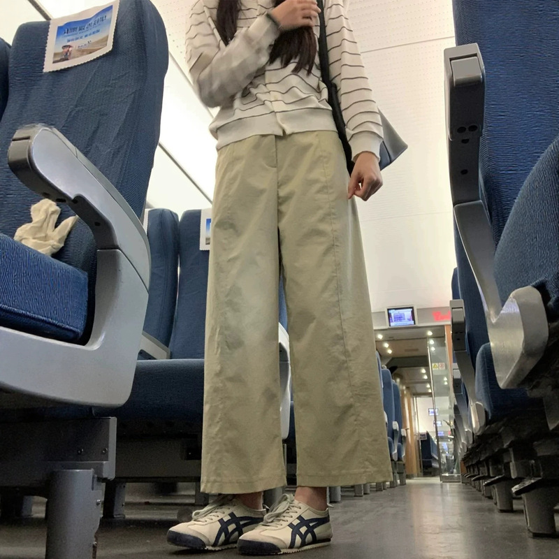 Korean-style light khaki pants for petite women, cropped straight-leg pants, plus-size slimming high-waisted wide-leg casual pants for women in summer Korean-style light khaki pants for petite women, cropped straight-leg pants, plus-size slimming high-waisted wide-leg casual pants for women in summer
