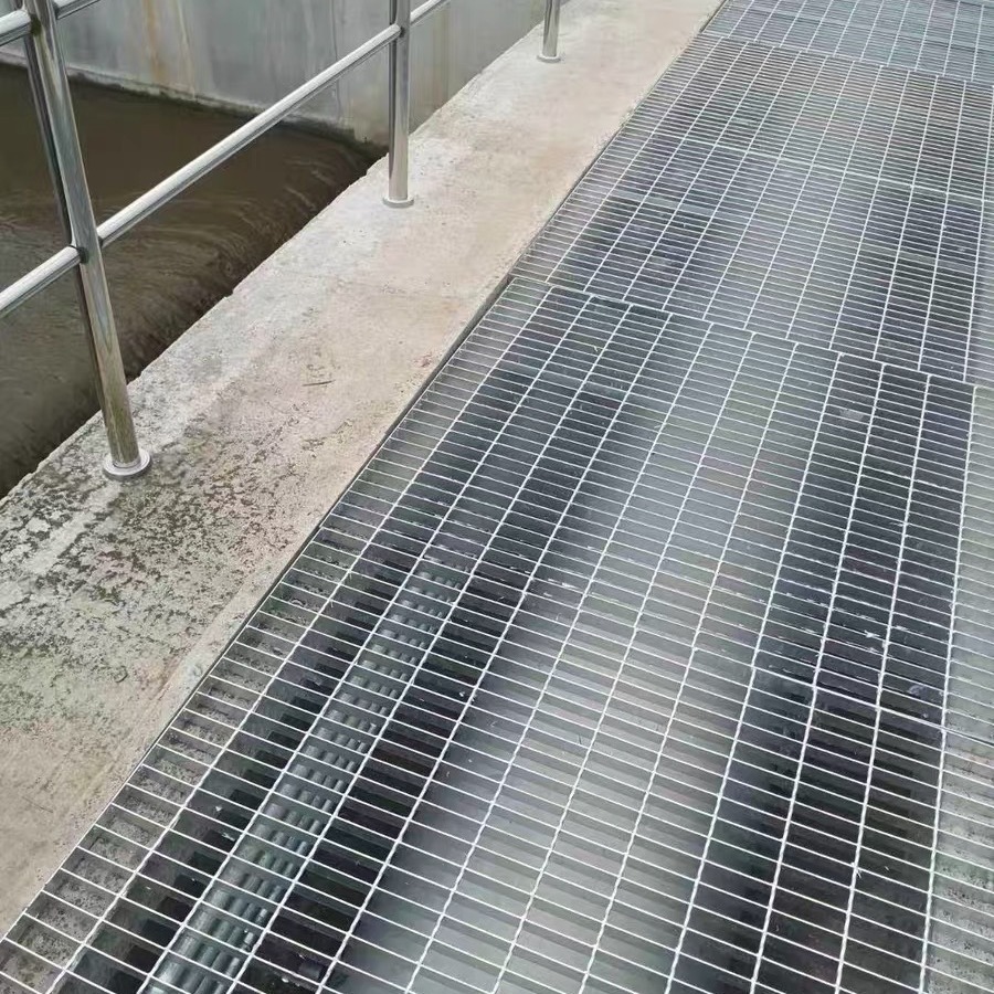 厂家热浸锌栅栅板井口钢格板下水沟格栅地下室过车集水井盖价格优