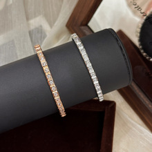 �羳���N��Ʒ�|�p�ݸ߼��аٴ����CŮ�W���r�І��ŝM��֭h�C