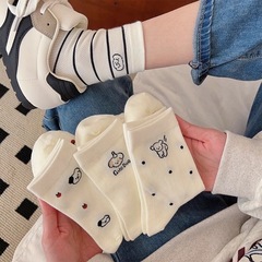 Women's Spring and Summer New Arrival Crew Socks with Mesh Pattern, Thin and Cute White Cartoon Socks, Salted Sweet Style for Girls