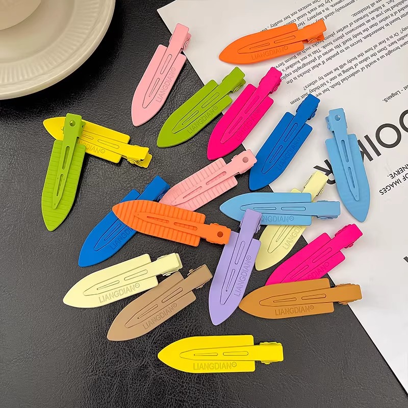 Ciervo blanco mismo estilo de horquilla sin costuras lado femenino frente flequillos clip lateral pequeño clip de maquillaje horquilla de pico de pato clip tocado