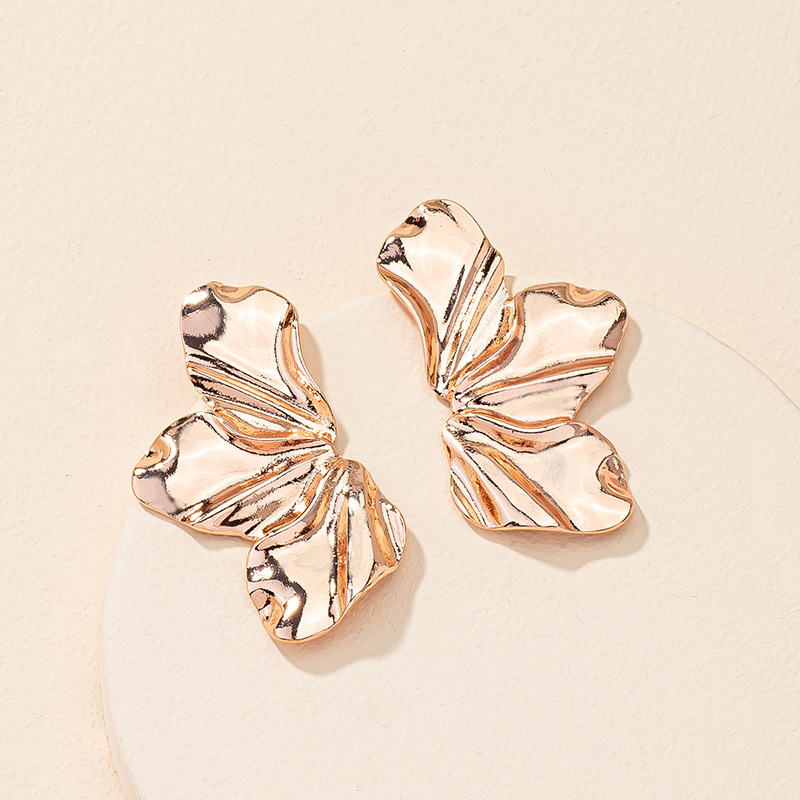 Fashion retro irregular leaves folds alloy earrings