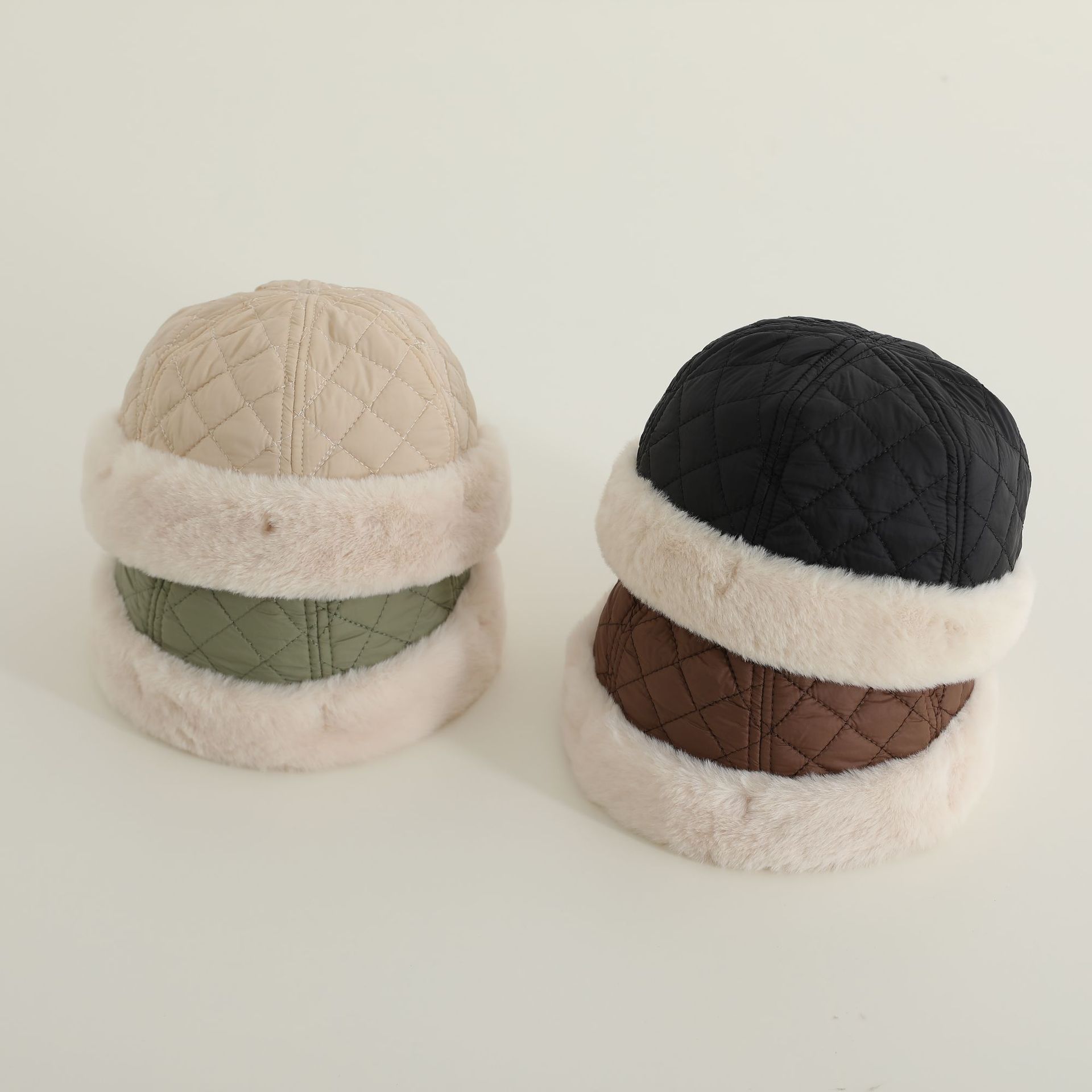 Sombreros para bebés primavera y otoño invierno súper lindos bebés calientes niños niñas gorras de propietarios de la tierra niños lindos gorras de moda