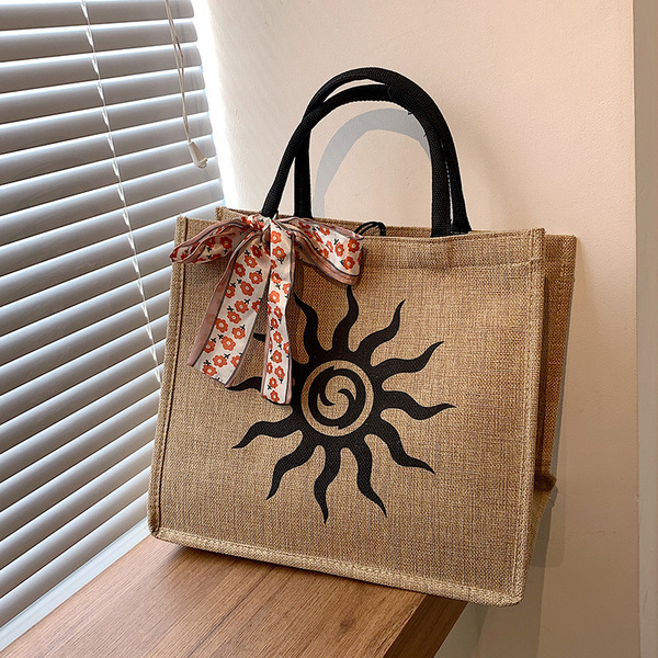 Fashionable capacious retro shoulder bag