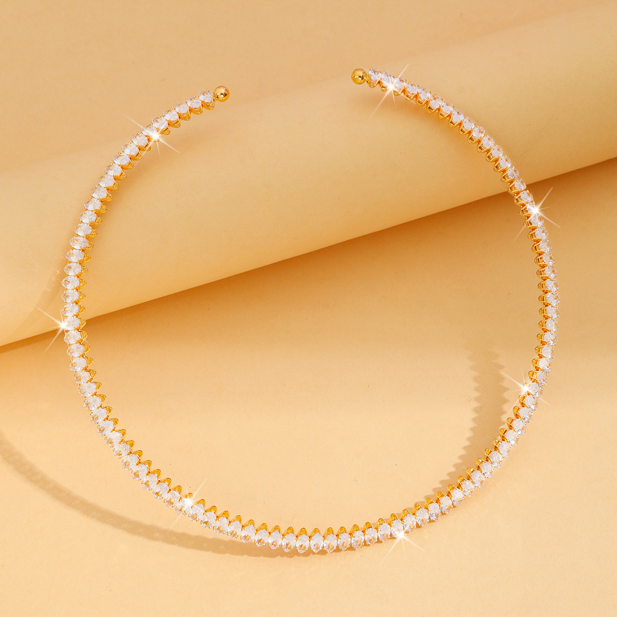 Europa y los Estados Unidos lujo alto sentimiento collar de diamante de zircón collar de forma de ojo de caballo moda minimalista collar al por mayor