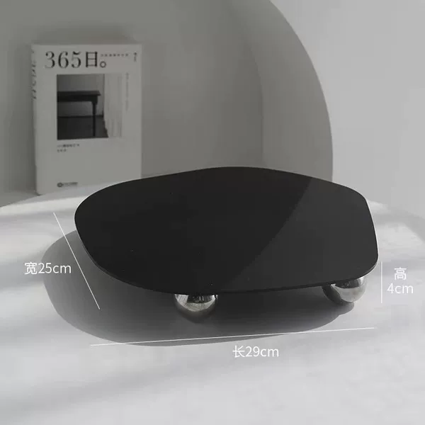 Black tray