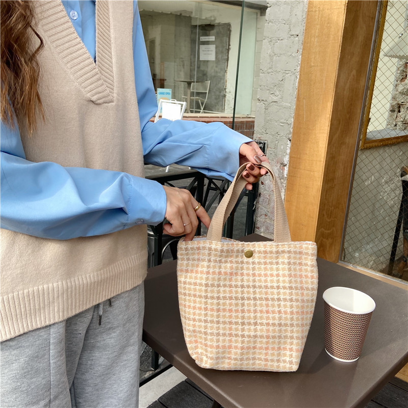 08181 Japanese-style woolen checkered bento bag, ins Korean-style handbag, fresh women's walking lunch box, small handbag wholesale undefined