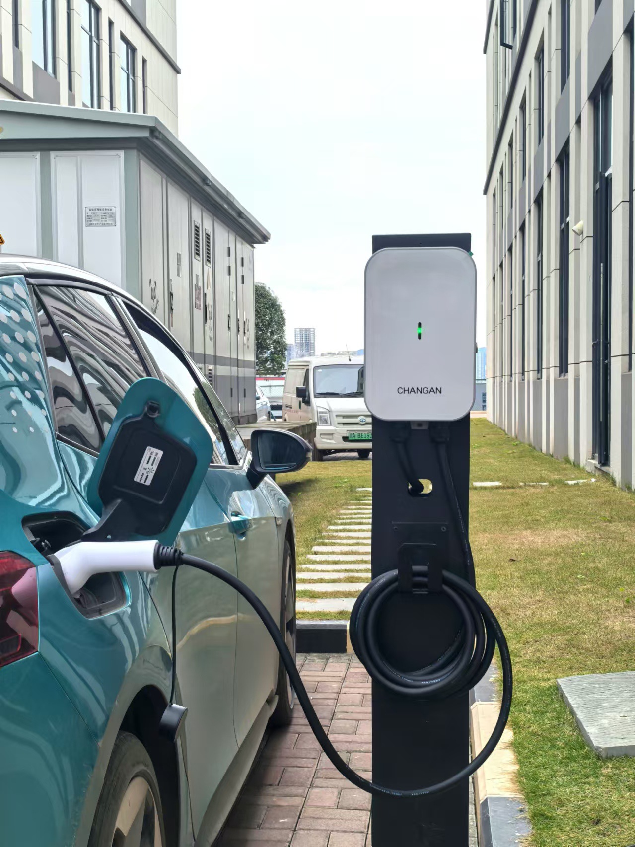 The expert chooses 7KW household AC charging pile Tesla BYD ideal new energy electric vehicle general 220