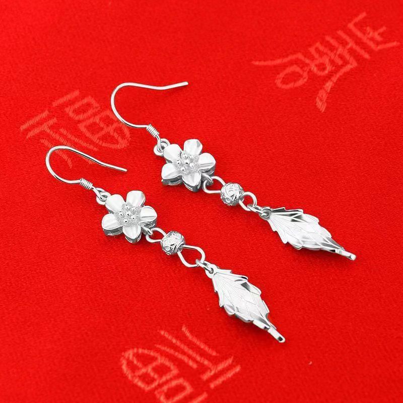 New Flower Ear Hook Tassel Long Earrings for Women, Versatile, Exquisite and Cool Earrings, Wholesale Supply