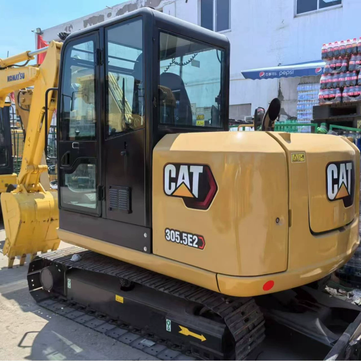 Горячая распродажа экскаватора Caterpillar CAT305.5E, б/у экскаватор Caterpillar CAT305.5, 90% новый, импортный экскаватор.