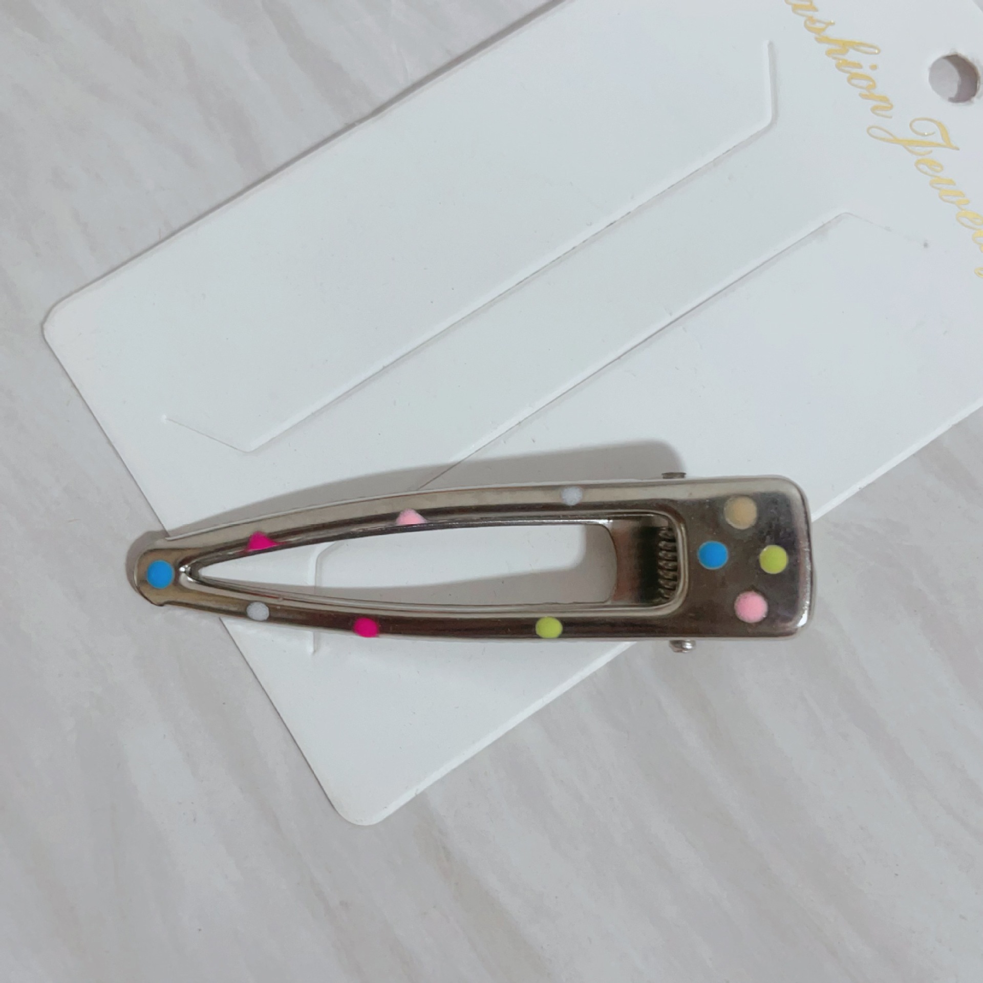 폴카 도트 포인트 삼각형 덕빌 클립