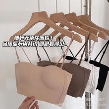2885����Ĩ��һ�ּ���������Χ��ϸ���Ů���±�˿͸�������ڴ�