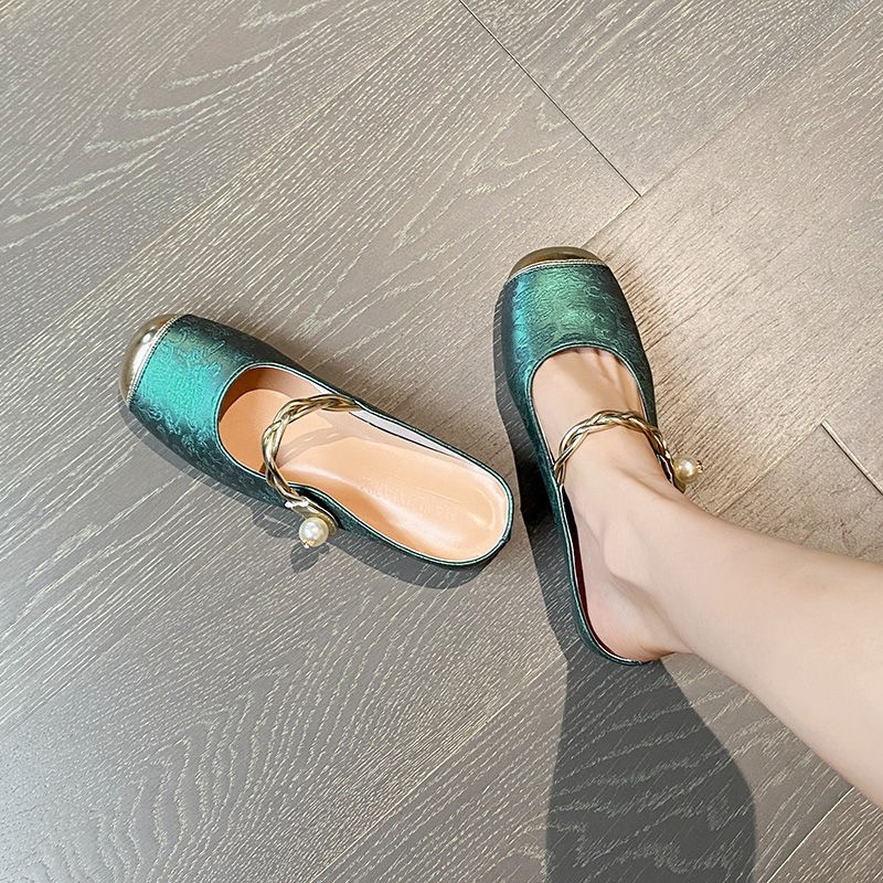 Zapatos de mujer estilo chino, novedad de verano 2026, de punta cerrada, sin cordones, estilo francés, con tacón oculto y grueso, tipo Mary Jane, con un toque de alta gama.