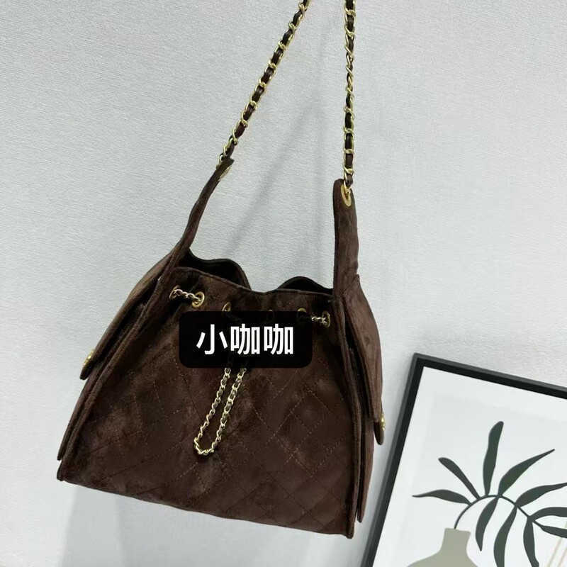 25K Suede Autumn and Winter Simple New Style Quilted Women's Hobo Bag Drawstring Chain Bucket Lightweight Casual Underarm Bag 25K Suede Autumn and Winter Simple New Style Quilted Women's Hobo Bag Drawstring Chain Bucket Lightweight Casual Underarm Bag