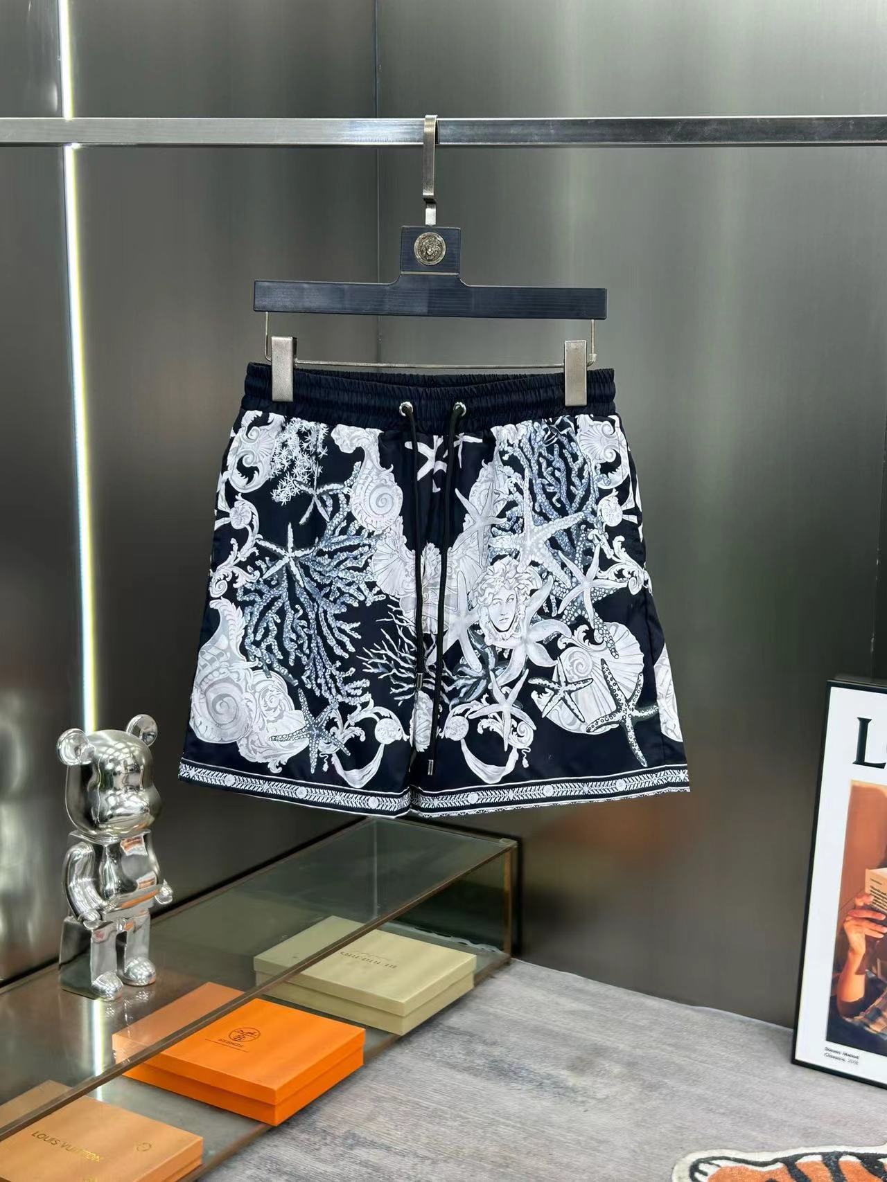 Heren zwemshort sneldrogend met medusa print voor op het strand_voghion.com