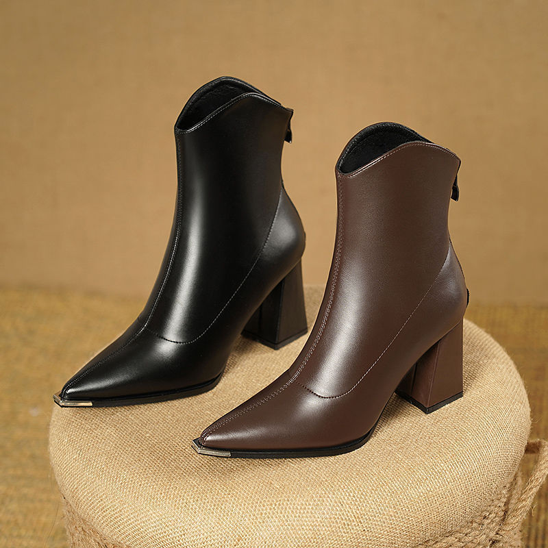 Women's High-Heeled Fashion Boots, Women's Martin Boots, Versatile Autumn and Winter Pointed Toe Short Boots, Women's Thick Heels, New Style Winter Women's High-Heeled Fashion Boots, Women's Martin Boots, Versatile Autumn and Winter Pointed Toe Short Boots, Women's Thick Heels, New Style Winter