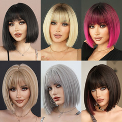 欧米の黒いショートヘアのボブのかつらの女性の黒人の斉前髪の短いストレートの髪のカバーの化繊のかつらの卸売り