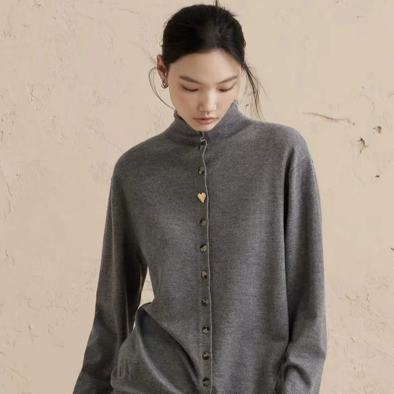 ER * OS с высоким воротником любви с пряжкой трикотажный кардиган женский 24 года осень и зима новый серый свободный куртка на пуговицах