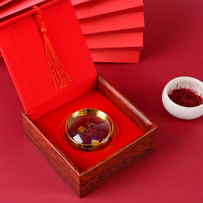 Saffron 5g gift box non-Iranian saffron specialty can be paired with red dates, longan and wolfberry for ladies to soak in water and drink scented tea