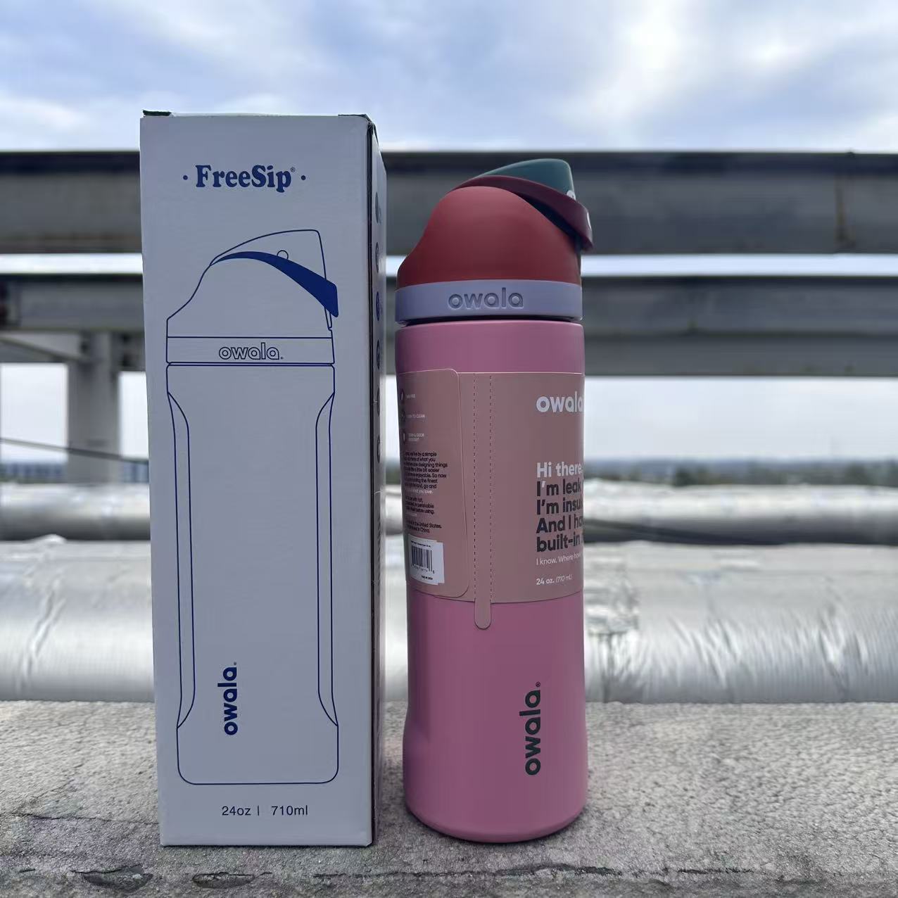 Owala en stock de gran capacidad portátil hervidor de agua al aire libre para hombres tazas de agua caliente de moda para mujeres tazas de fruta deportivas al por mayor
