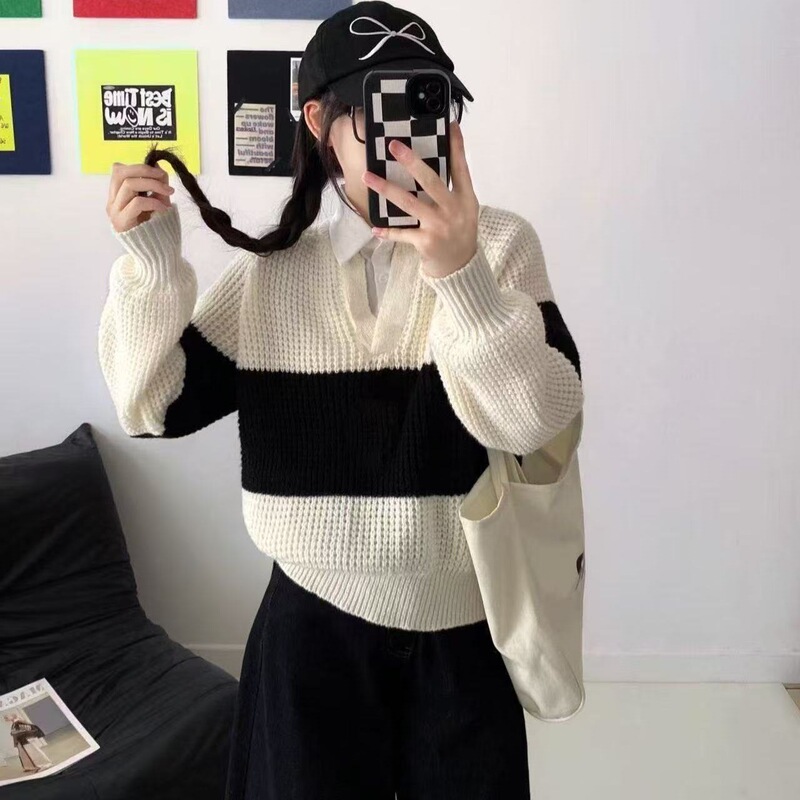 Korean-style retro polo collar sweater for women, 2026 autumn and winter, casual long-sleeve pullover knit top for outer wear Korean-style retro polo collar sweater for women, 2026 autumn and winter, casual long-sleeve pullover knit top for outer wear
