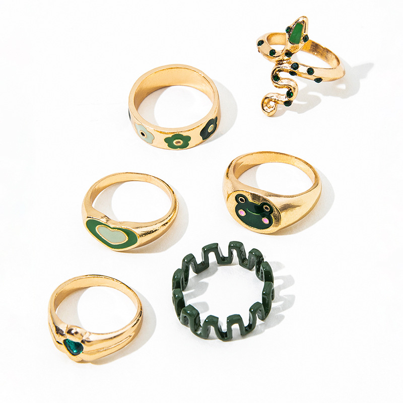 Fashion Cute Green Small Flower Snake-shaped Heart Drop Oil 6-piece Ring display picture 4