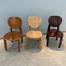 实木餐椅现代简约家用苹果椅时尚休闲白色黑色棕色酒店靠背椅凳子