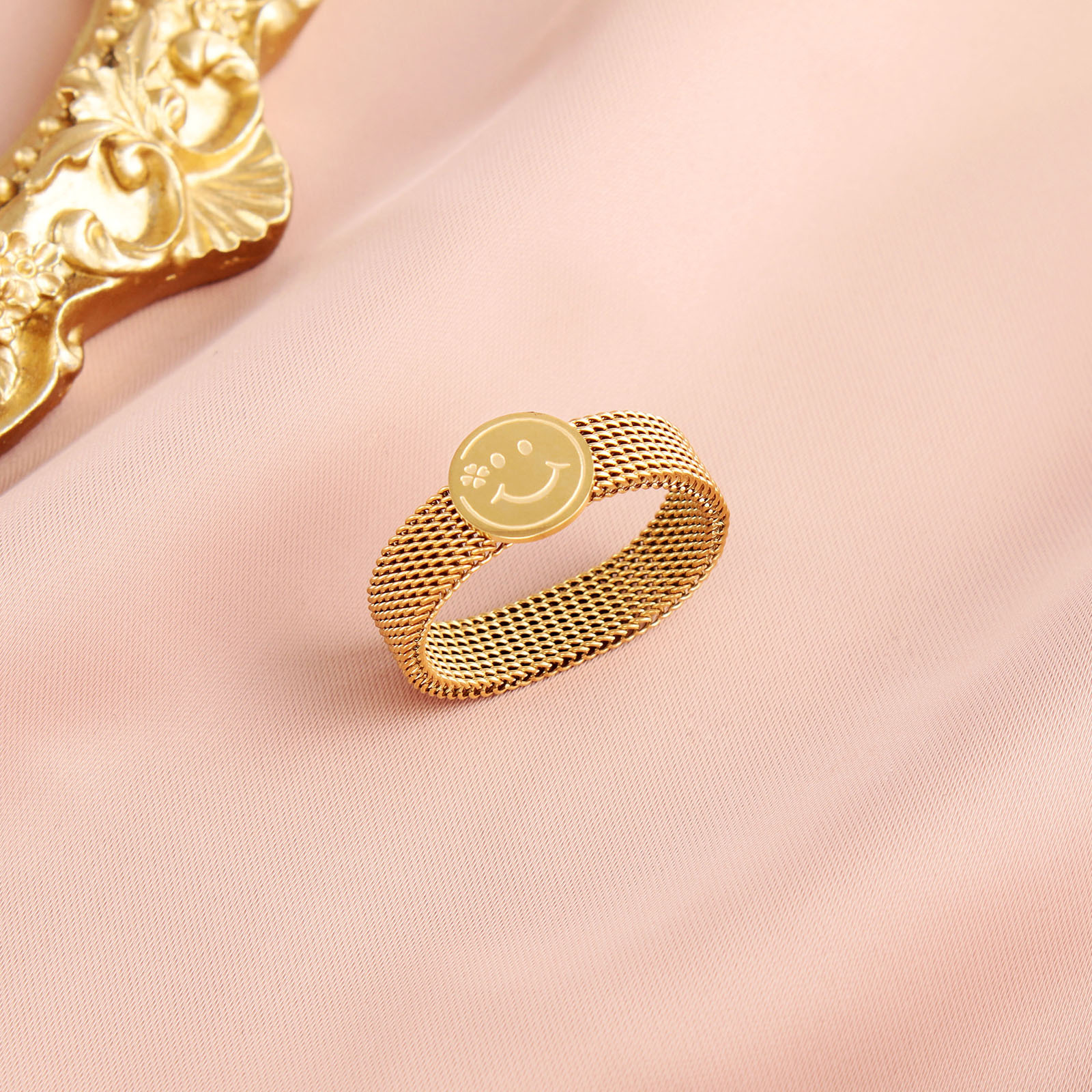 Hip-Hop Heart Shape Smiley Face Stainless Steel Plating Rings 1 Piece