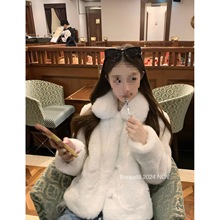 �����ɿ� �q�q���� լŮͬ���ɫ�«H��ëƤ���ﶬ���̿�ëë����