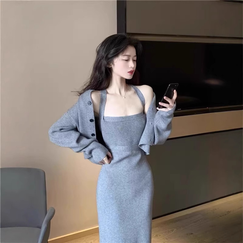 2025 Spring and Autumn New Vintage Pure Slim Sweater Knitted Sling dress Two-piece Set with Cardigan suit Women