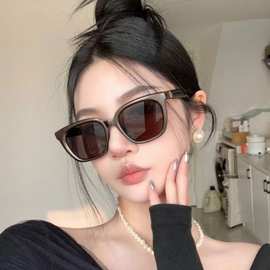 欧美式方圆脸大框显瘦黑框墨镜星星腿偏光遮阳太阳眼镜现货新款