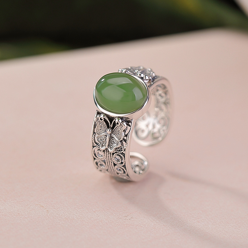 Nhẫn bạc S925 đính ngọc Hetian Jasper hình bướm rỗng vintage — một mảnh